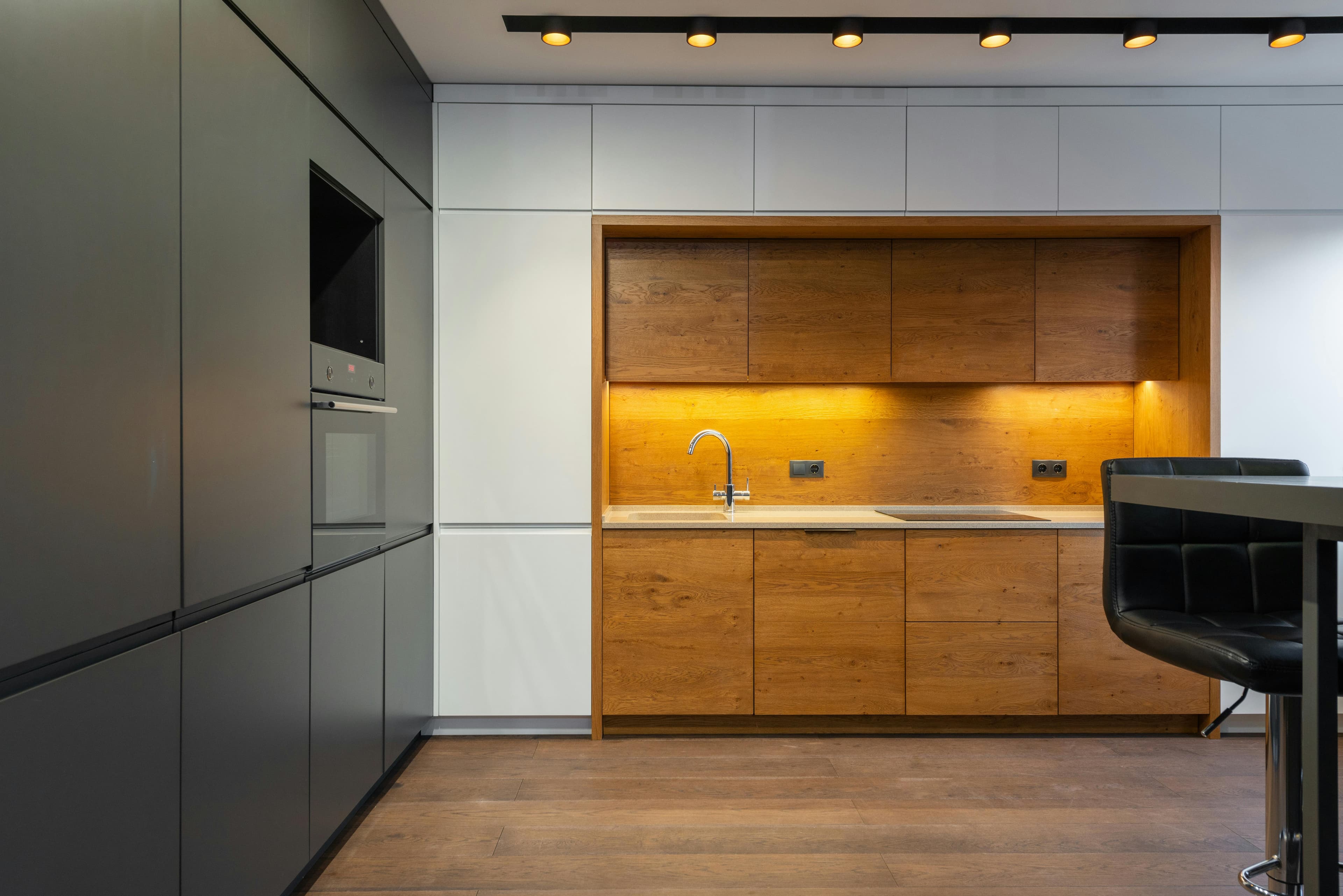 Traditional Kitchen Elegance