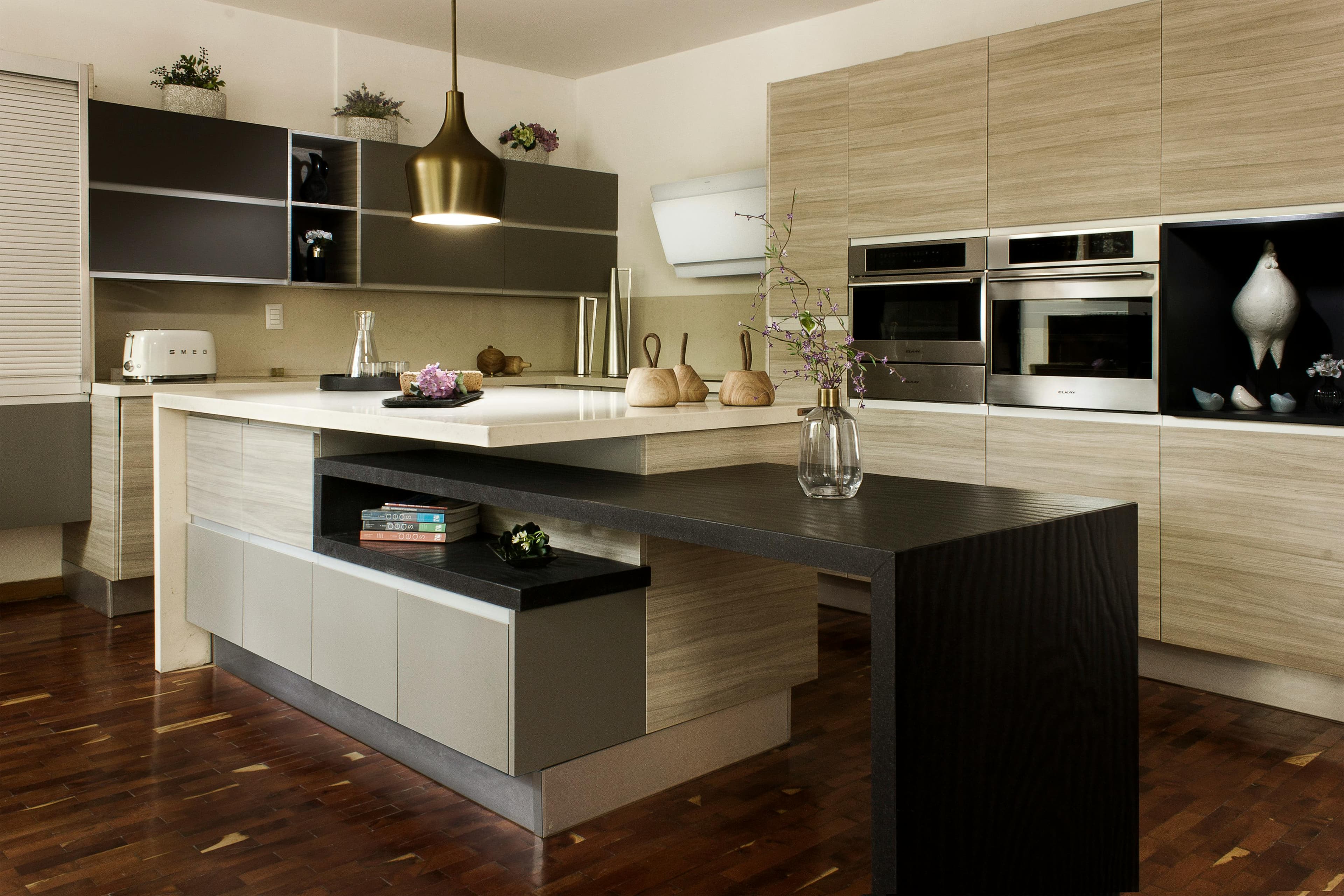Cabinets detail